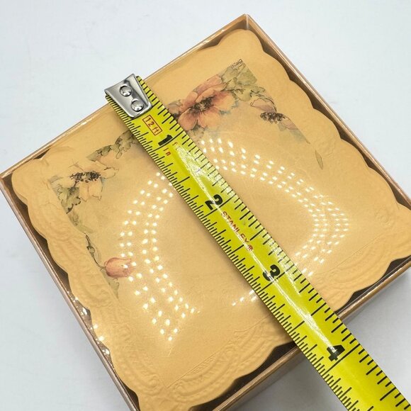 Carol's Rose Garden Vtg Fancy Notes 230 Die Cut Embossed Sheets 3 1/2"Notes 230 - Picture 3 of 4